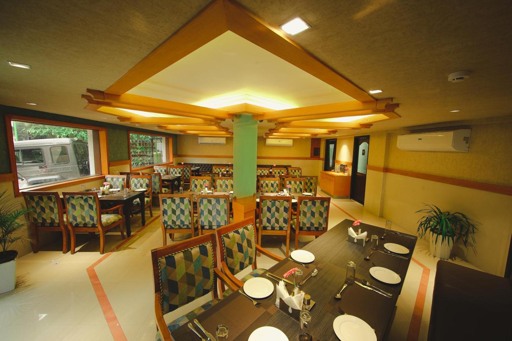 Akhil Classic Thiruvananthapuram Exterior foto